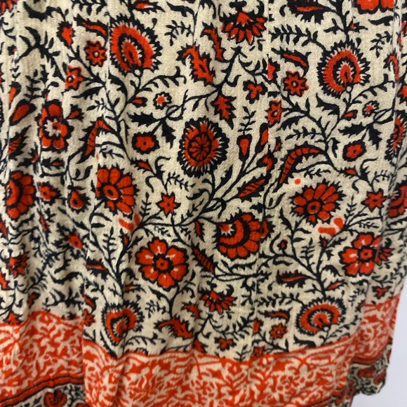 Forever 21 Red and Black Floral Skirt - Picture 2 of 9